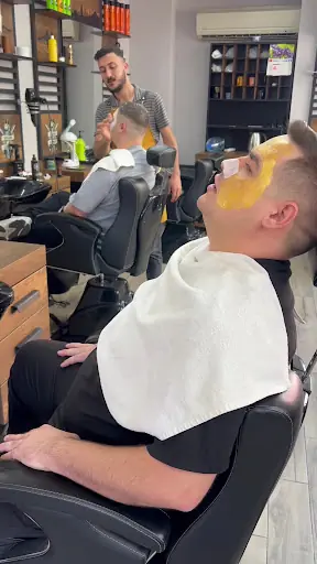 Salon Ahmet Barbers 3
