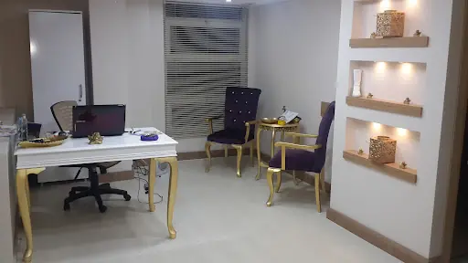 ESTEZEN GÜZELLiK İÇERENKÖY 3