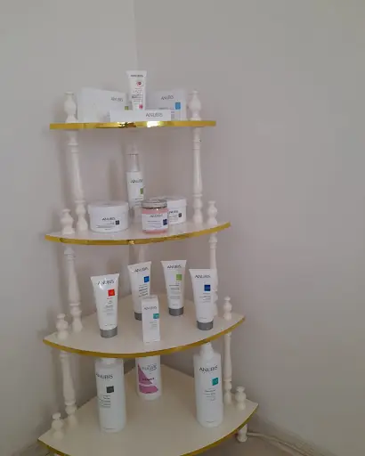 Auroralife Beauty Center 4