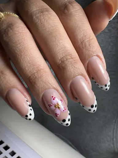 Nehir Duran Nail Art Stüdio 4