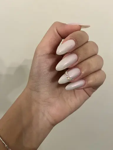 CEREN ÇAKIR GÜZELLİK SALONU