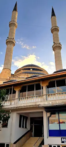 Gevaş Merkez Camii 2