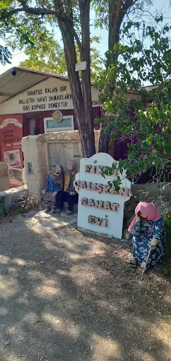 Fikri çalışkan sanat evi