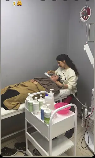 Salon feniks make up studio 4