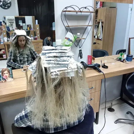 Arkın Kuaför Güzellik Salonu Hairdresser Beauty Salon Парикмахерская Салон красоты 2