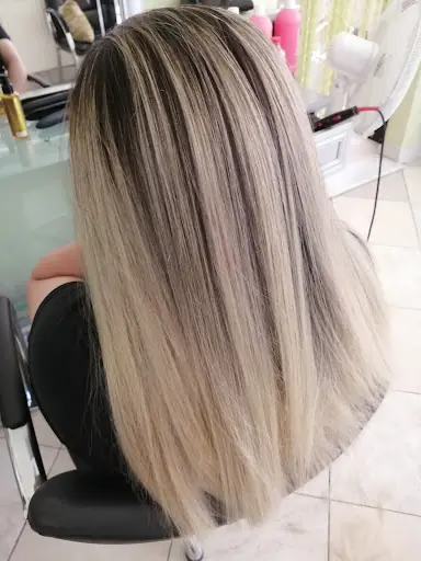 Selena Bayan Kuaförü & güzellik salonu 3
