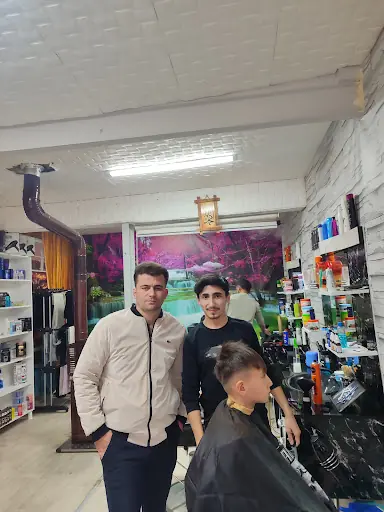 ÇEVRİM ERKEK KUAFÖRÜ 3