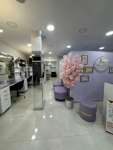 Merve Genç Saç Tasarım Ve Güzellik Salonu 3