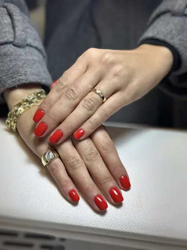 NURBANU YILMAZ MAKEUP STUDIO 4