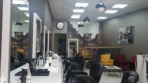 Saloon Özgür Erkek Kuaförü