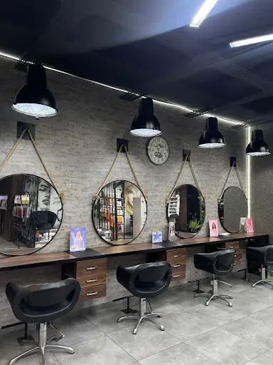 Saloon WAYMS Bay & Bayan Kuaförü 4
