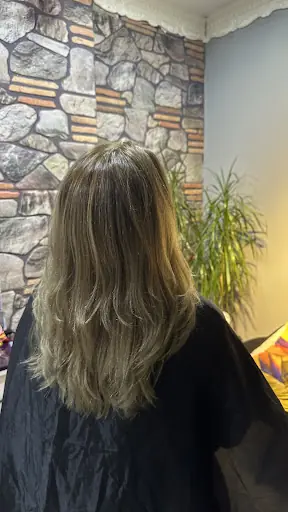 Gülay Bayan Kuaförü 2