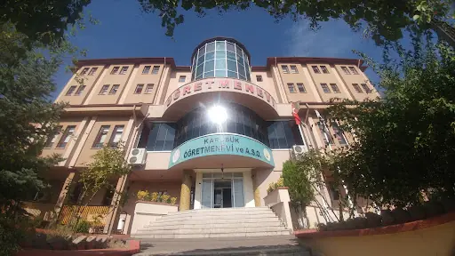 EFLANİ ÖĞRETMENEVI VE AKŞAM SANAT OKULU 4