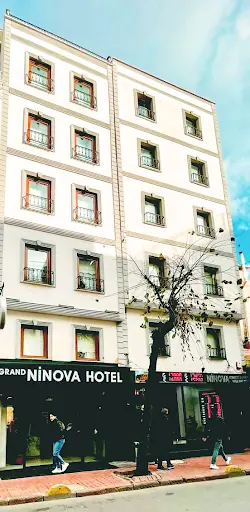 Skalion Hotel 5