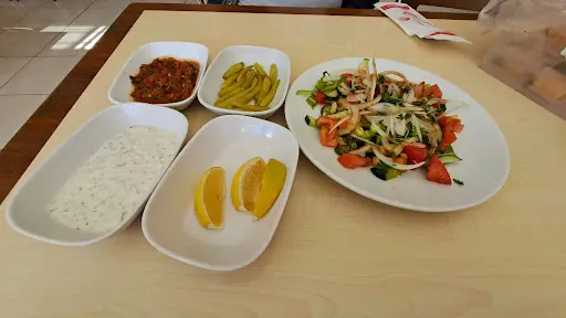 Muhtar'ın Yeri 4