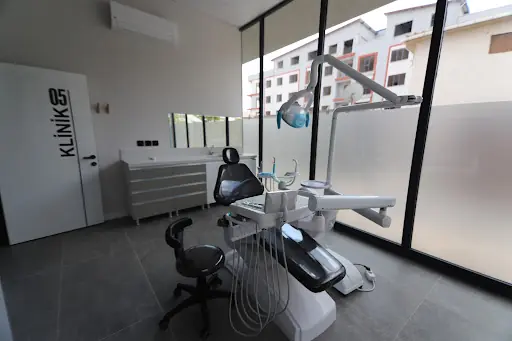 Gönen Ağız Ve Diş Sağlığı Merkezi 3