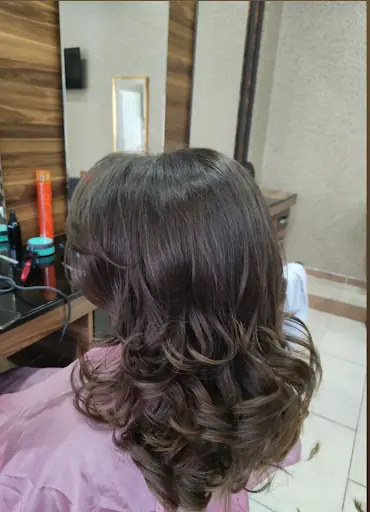 Nuray Güzellik Salonu 4