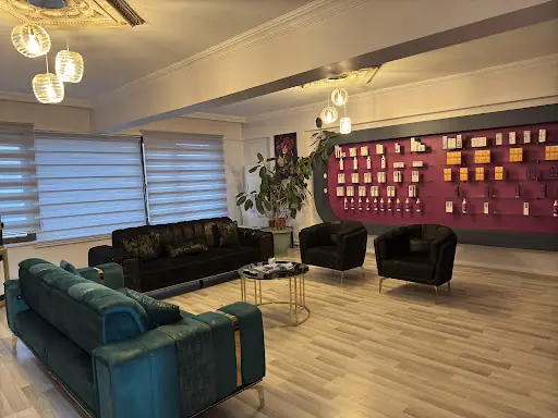 Esse Nava Beauty Tatvan ( Güzellik Salonu )