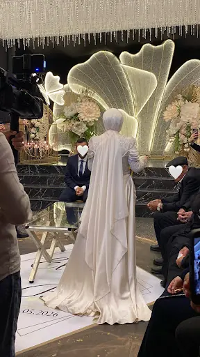 Liya Parla Türban Tasarım/Liya Parla Dress