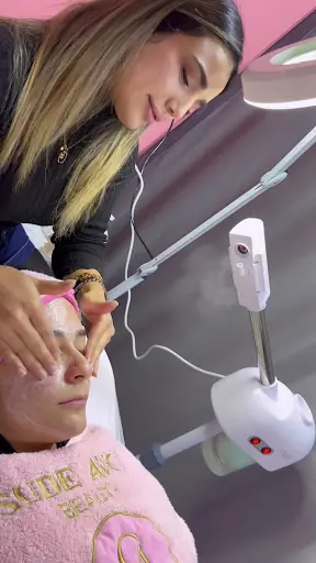 Sude Avcı beauty center 4