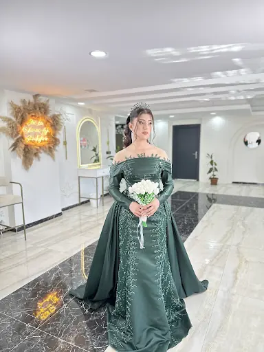 Emelhairmakeupstudio 2