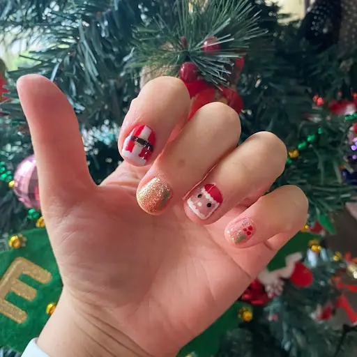 Saloon EMA Nish Adalar – Tırnak / Nail Studio, Adalar, İstanbul