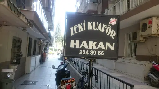 Zeki Kuaför Hakan Hair & Make up Studio 3