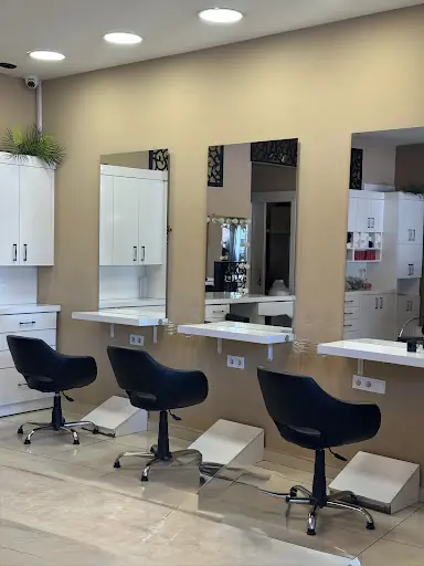 Saloon İstanbul Bayan Kuaförü 3