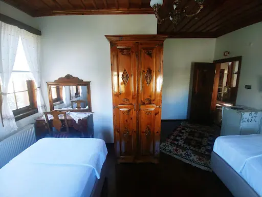 Şerife Bacı Kültür Evi