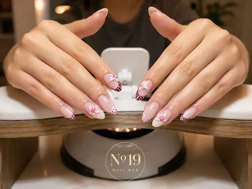 No19 NAIL BAR – Tırnak / Nail Studio, İstanbul