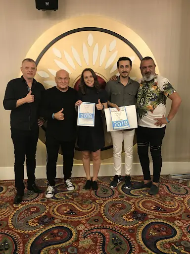 SEDAT KAMBER KUAFOR VE GÜZELLiK SALONU 3