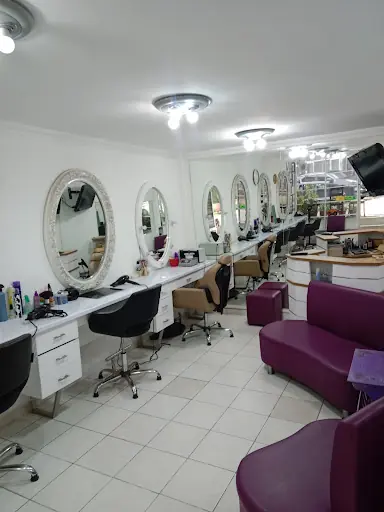 Makeup Artist GK Bayan Kuaförü 3