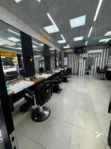 BY BAYAN VIP SALON