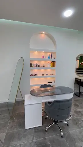 BÜŞRA ŞENLİKOĞLU Türban Tasarim Ağda Salonu 3
