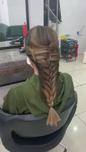 Çetin Dilek Bayan Kuaför 3