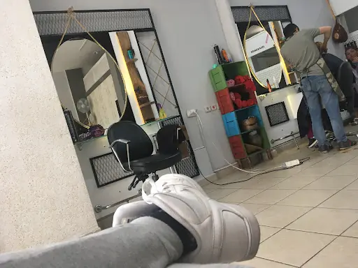 ESİLA BAYAN kuaförü 4