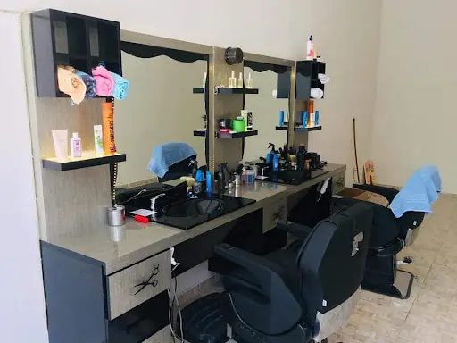 Saloon TURGAY Araban