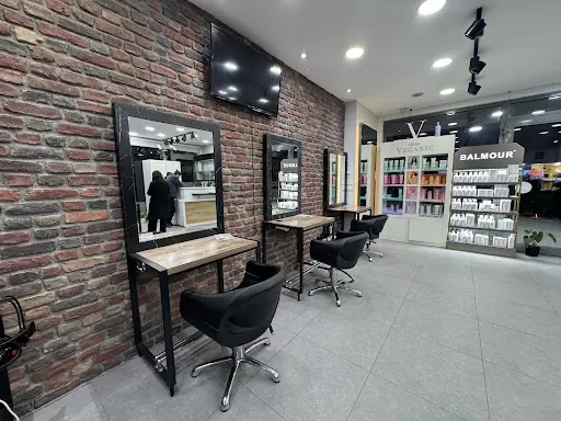 Lumiere Hair Salon 4