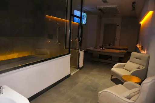 Soluxury Spa 4