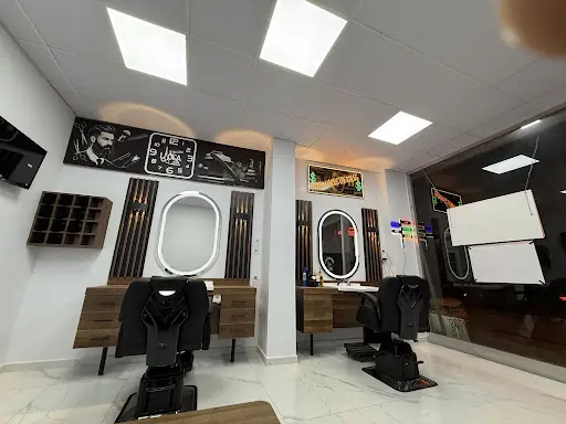 SALON LOCA ERKEK KUAFÖRÜ SANCAKTEPE