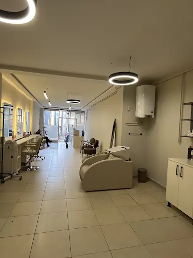 No 2 Hair Studio 2
