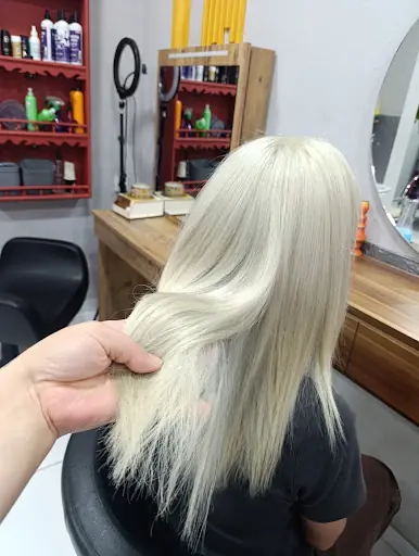 NESLİHAN KUAFÖR ve GÜZELLİK SALONU fiyat sormak için aramayın,randevu için numaramız var 4