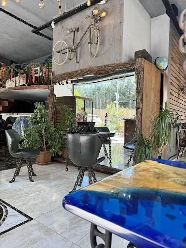 Ali Gür Kuaför Hair Club Şerifali – Tırnak / Nail Studio, Ümraniye, İstanbul