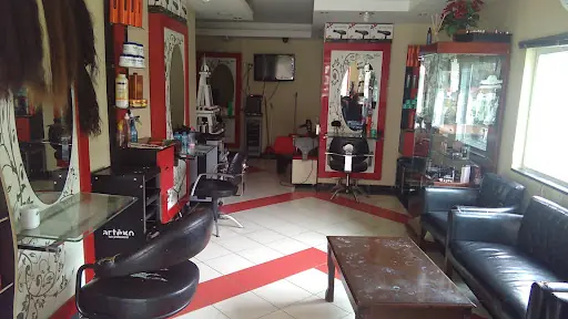 Gamze Kuaför & Güzellik salonu 4