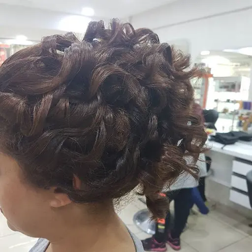 salon serkan bayan kuaförü 4