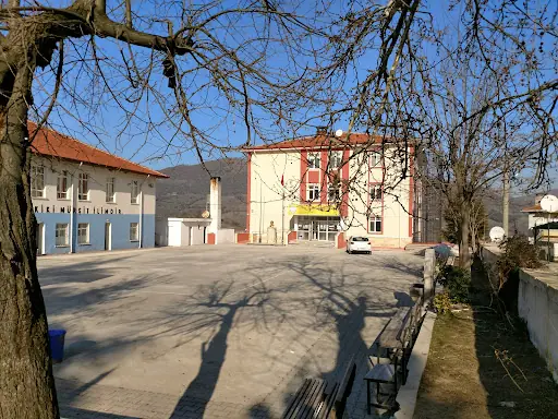 Balya Atatürk Çok Programlı Anadolu Lisesi 3