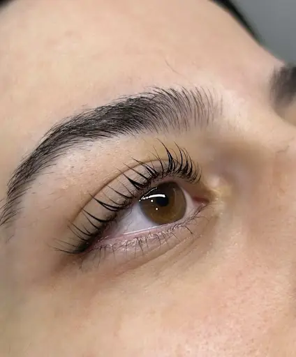 Zeynep Gülen Makeup & Güzellik Salonu 3