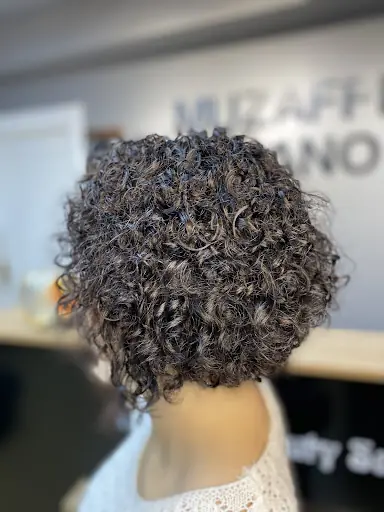 muzyy beauty salon