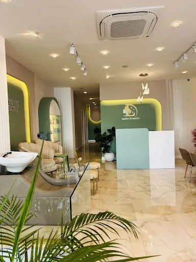 La Vie Lux Beauty 3