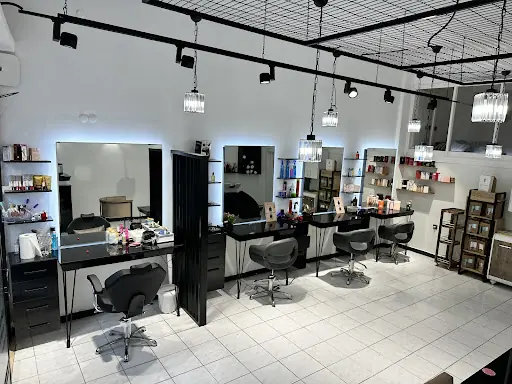 SWEET HAIRDRESSERR 4